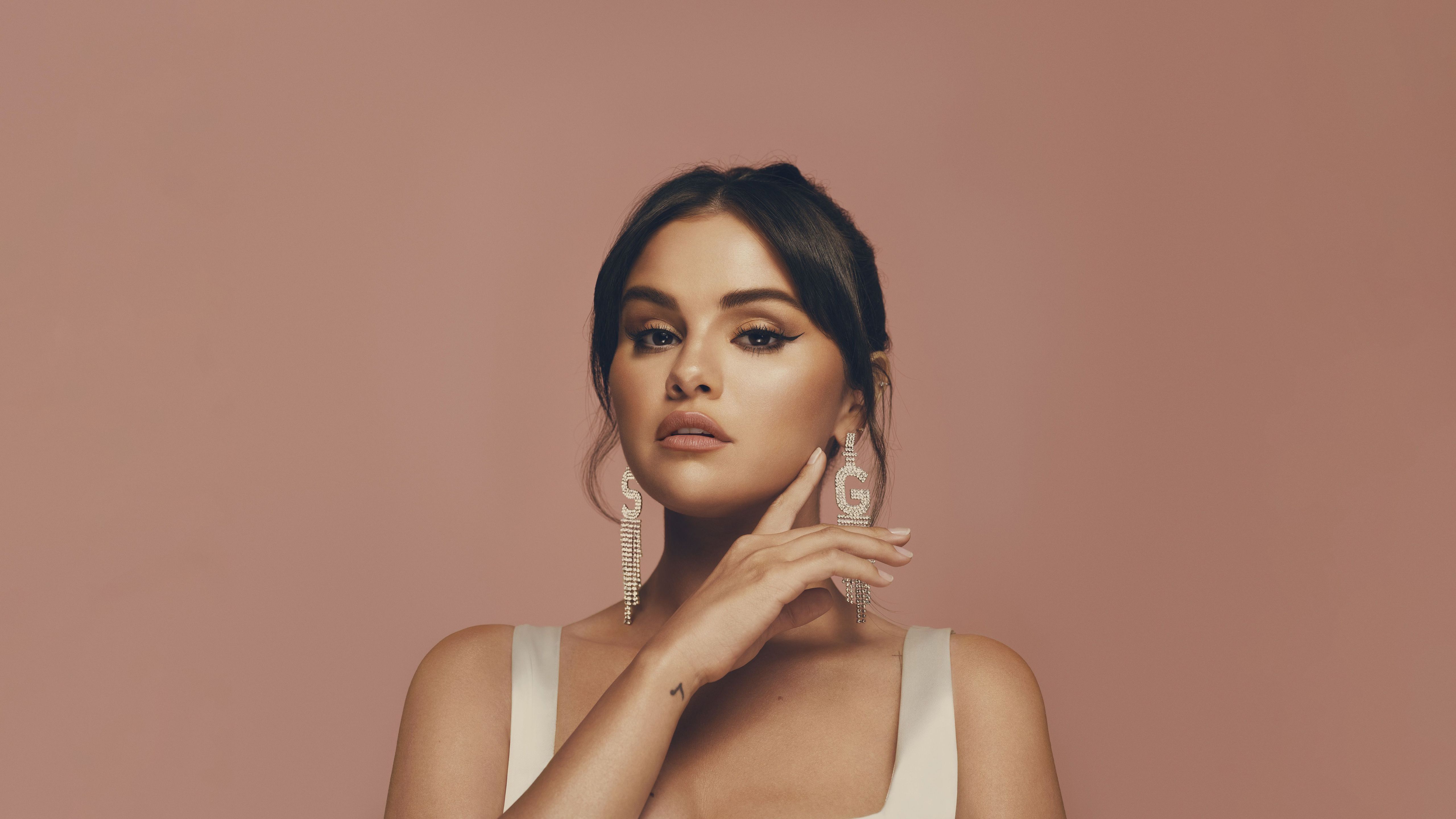Selena Gomez 261 Rare Beauty 2023 5K