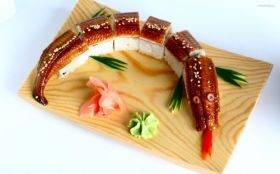 Sushi 031 Deska, Owoce morza, Wasabi, Ryz