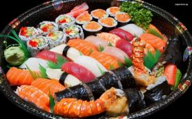 Sushi 048 Miska, Owoce morza, Ryby, Ryz, Wasabi