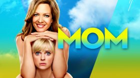 Mamuska (2013-) Mom Serial TV 001 Allison Janney jako Bonnie Plunkett, Anna Faris jako Christy Plunkett