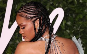 Rihanna 144 2019