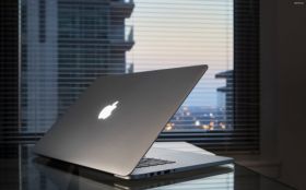 Macbook Pro 001 Apple