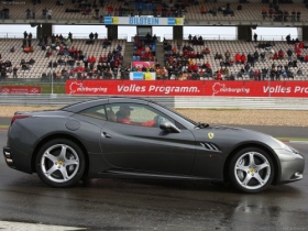Ferrari-California 2009 1600x1200 wallpaper 037