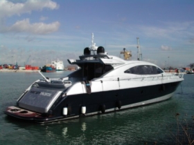 Jacht yacht transport