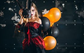 Halloween 300 Kobieta, Blondynka, Kostium, Maska, Party, Balony