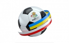 Uefa Euro 2012 1680x1050  006 pilka