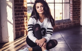 Selena Gomez 129