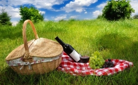 Piknik 001 Wino, Koszyk, Winogrona