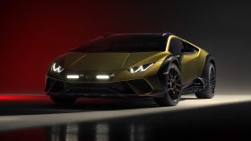 Lamborghini Huracan Sterrato 2023 001 8K
