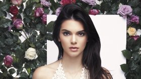 Kendall Jenner 063 Kwiaty