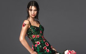 Kendall Jenner 080 Vogue Photoshoot 2018, Sukienka w kwiaty