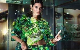 Kendall Jenner 148 Versace Campaign 2021